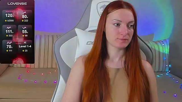 Snapshot of FlamyGold chatting on November 8, 2025, 12:14 am FlamyGold online show from November 8, 2025, 12:14 am