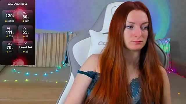 Snapshot of FlamyGold chatting on November 3, 2025, 1:44 am FlamyGold online show from November 3, 2025, 1:44 am