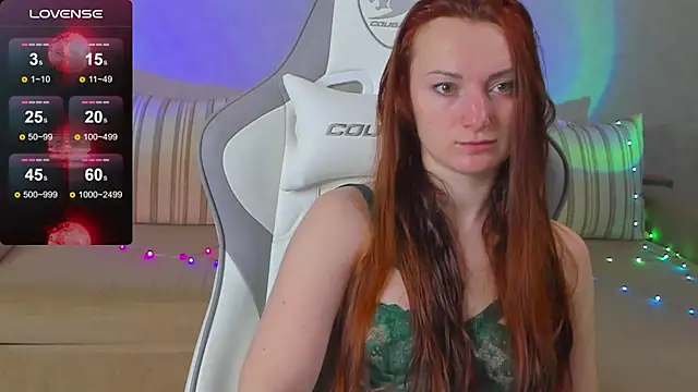 Snapshot of FlamyGold chatting on November 13, 2025, 12:25 am FlamyGold online show from November 13, 2025, 12:25 am