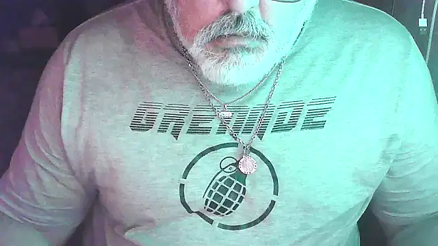 Snapshot of cashot58 chatting on February 27, 2026, 1:33 pm cashot58 online show from February 27, 2026, 1:33 pm