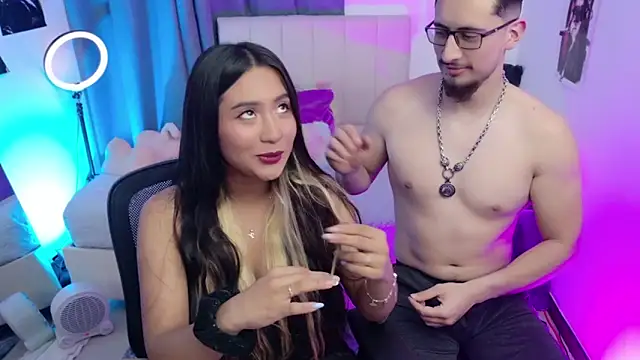 Snapshot of Hades_Neferti chatting on November 20, 2025, 1:39 am Hades Neferti online show from November 20, 2025, 1:39 am