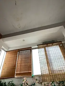 Eliza-E online show from March 14, 2026, 12:27 am