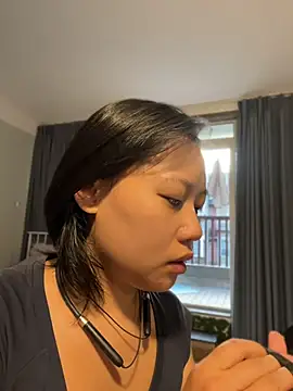 Eliza-E online show from July 25, 2026, 10:38 pm