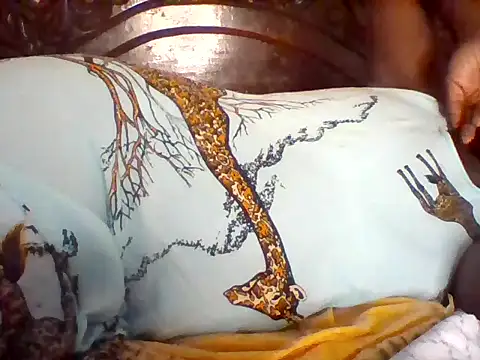 Snapshot of missarpie chatting on September 28, 2025, 12:23 pm missarpie online show from September 28, 2025, 12:23 pm