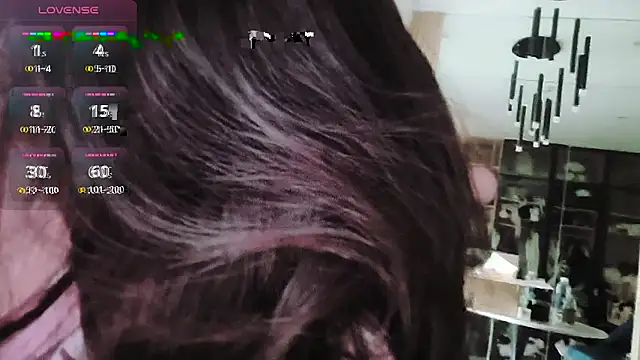 TuyetNhi2k6 online show from February 26, 2025, 12:20 am