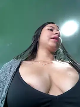 VAL PRINCESS online show from January 18, 2025, 12:15 pm