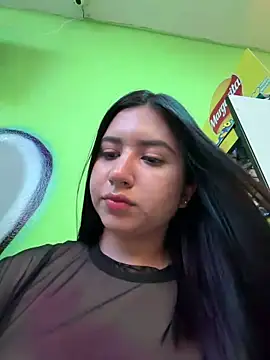 VAL PRINCESS online show from April 9, 2026, 12:01 am