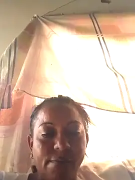 Snapshot of 7ShaunkHend_ chatting on October 7, 2025, 9:27 pm 7ShaunkHend online show from October 7, 2025, 9:27 pm
