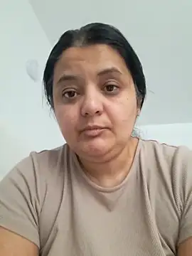 sarahhh1987 online show from February 23, 2026, 6:58 am