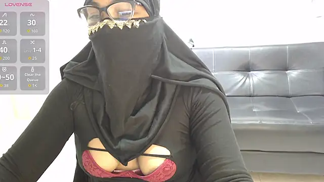 Aaliyah brown online show from September 18, 2025, 3:04 pm