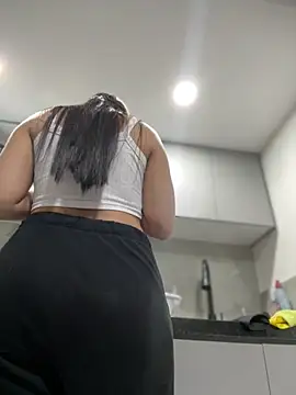 Salome golvert online show from September 24, 2025, 11:32 pm