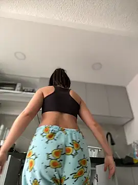 Salome golvert online show from September 14, 2025, 4:07 pm