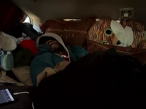 SlimeCrownzOut5 online show from January 18, 2026, 3:26 pm