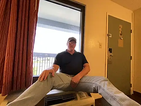 KrixKross online show from April 13, 2026, 9:41 pm