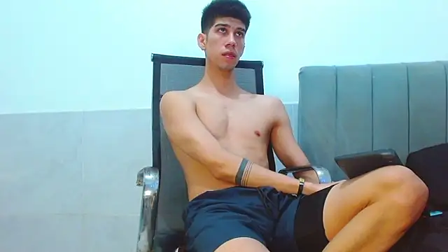 jhony-sex online show from April 30, 2026, 7:37 am