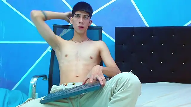 jhony-sex online show from February 18, 2025, 7:21 am