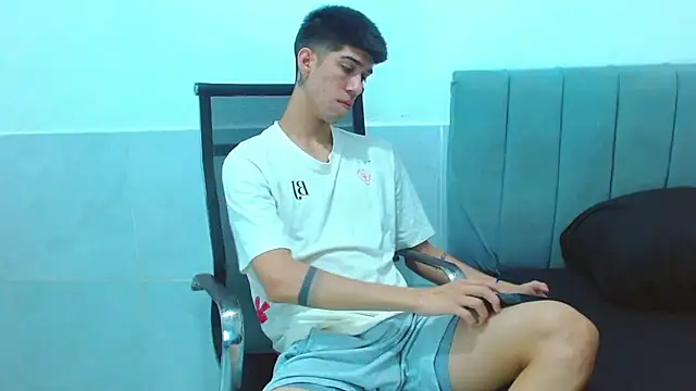 jhony-sex online show from December 23, 2025, 2:44 am