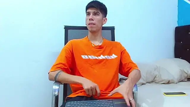 jhony-sex online show from March 19, 2025, 2:48 am