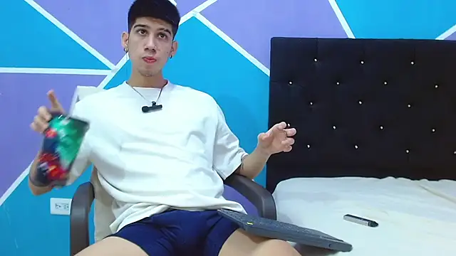 jhony-sex online show from January 9, 2025, 4:08 am