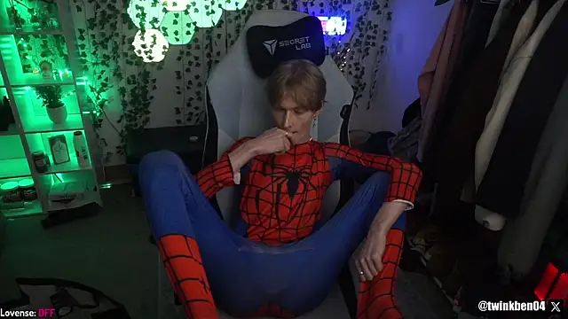 twinkben online show from February 26, 2025, 9:53 pm