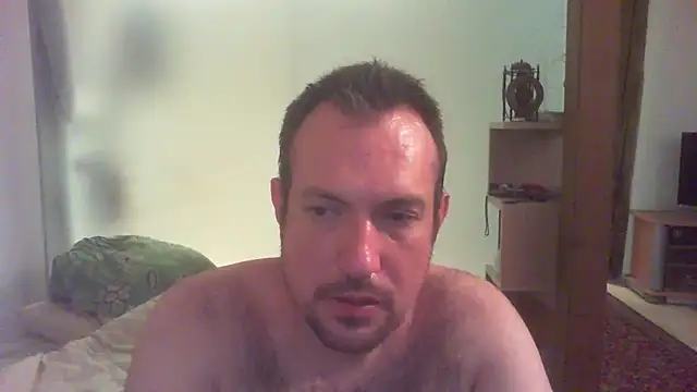 Mike 12hot online show from October 3, 2025, 8:32 pm
