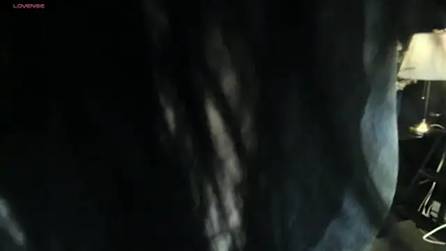 KimBeee online show from December 14, 2025, 7:03 am