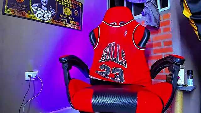 smoker445 online show from October 11, 2025, 2:01 am