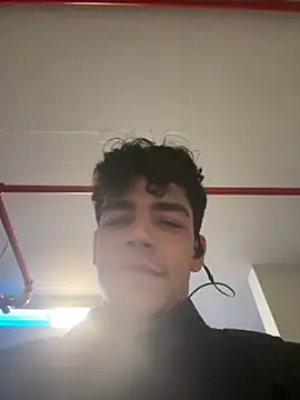 MrDareLover online show from March 20, 2025, 1:59 pm