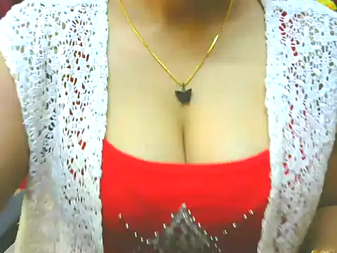 ishmita99 online show from January 19, 2025, 5:28 pm