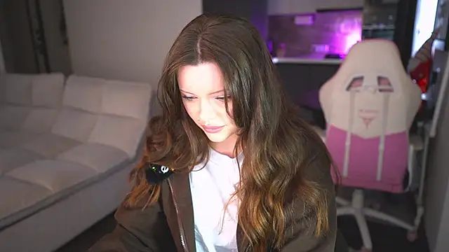 Your Sweet Julia online show from January 19, 2026, 5:44 am