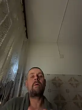 Snapshot of Huncutkuki chatting on December 1, 2025, 11:16 pm Huncutkuki online show from December 1, 2025, 11:16 pm