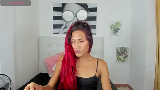 Brisahott online show from October 30, 2025, 1:48 am