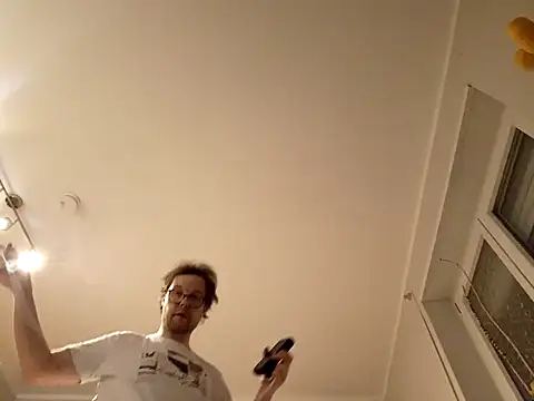 Snapshot of larsgessner30 chatting on December 3, 2025, 10:42 pm larsgessner30 online show from December 3, 2025, 10:42 pm