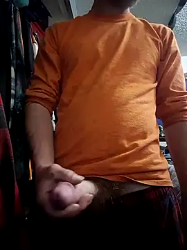 dougyhung2231 online show from June 12, 2026, 2:37 pm
