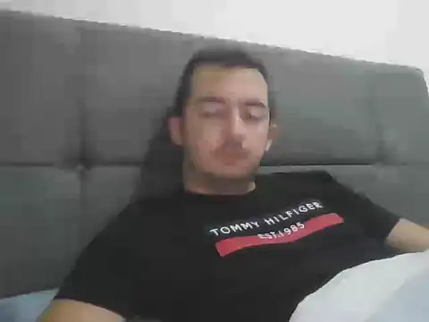 laynufff online show from October 19, 2025, 3:04 pm