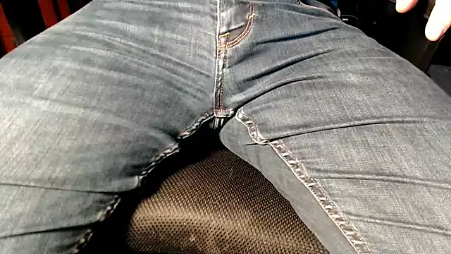 stratos009 online show from December 26, 2024, 6:12 pm