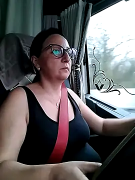 cuplubijoanna online show from December 17, 2025, 8:30 am