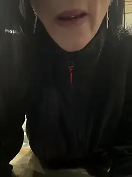 Snapshot of hrnxyygirl chatting on December 12, 2024, 12:38 am hrnxyygirl online show from December 12, 2024, 12:38 am