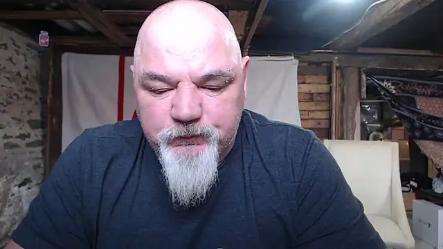 Snapshot of Newfiesausage1972 chatting on February 19, 2026, 3:20 pm Newfiesausage1972 online show from February 19, 2026, 3:20 pm