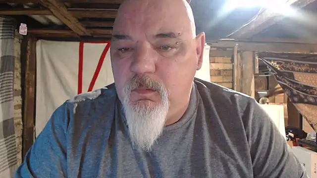 Snapshot of Newfiesausage1972 chatting on February 24, 2026, 9:32 am Newfiesausage1972 online show from February 24, 2026, 9:32 am