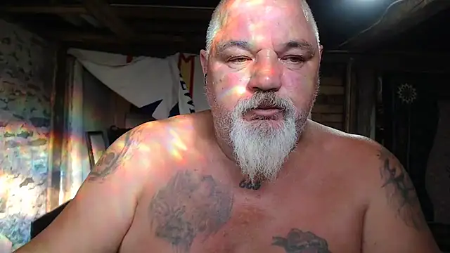 Newfiesausage1972 online show from July 12, 2026, 10:54 pm