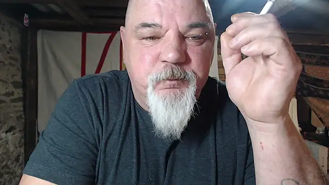 Snapshot of Newfiesausage1972 chatting on March 1, 2026, 9:09 am Newfiesausage1972 online show from March 1, 2026, 9:09 am