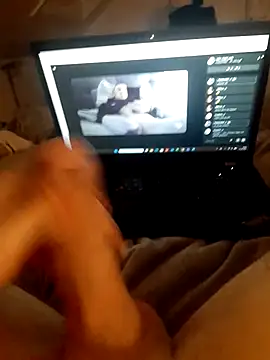 passion4it5 online show from April 16, 2026, 10:56 pm