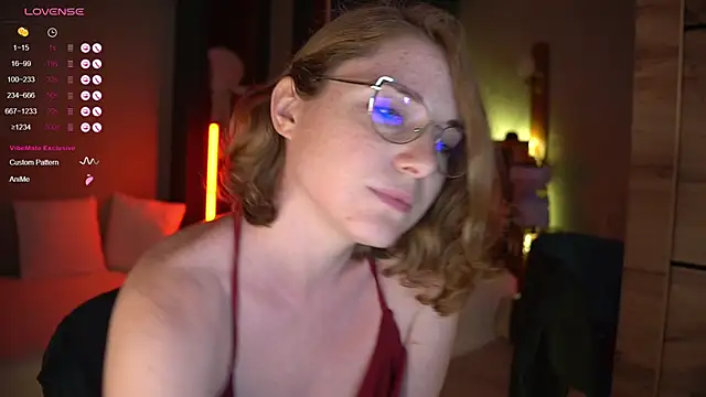 Snapshot of Your_phobia chatting on September 16, 2025, 7:15 pm Your phobia online show from September 16, 2025, 7:15 pm