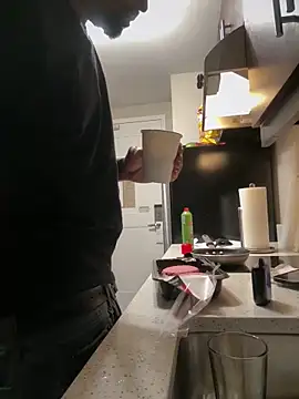 1BeautyN1Beast online show from February 1, 2026, 11:25 pm