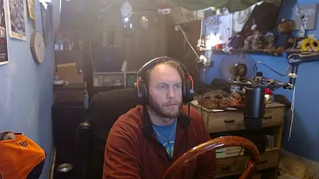 long thinmint86 online show from February 18, 2025, 3:31 pm