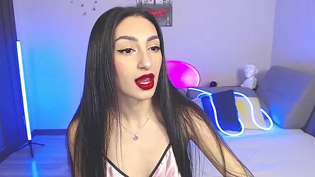 Lina Robbins online show from March 13, 2025, 3:00 am