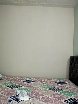 Yaumiko online show from April 18, 2026, 1:57 pm