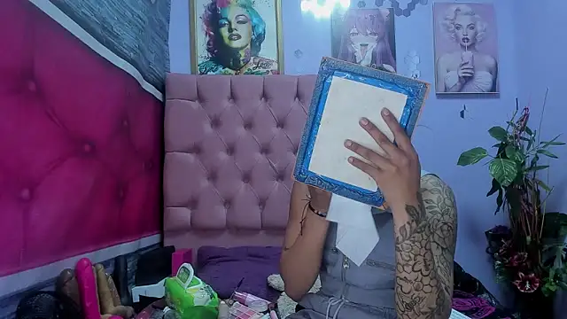 Yaumiko online show from October 15, 2025, 11:18 am