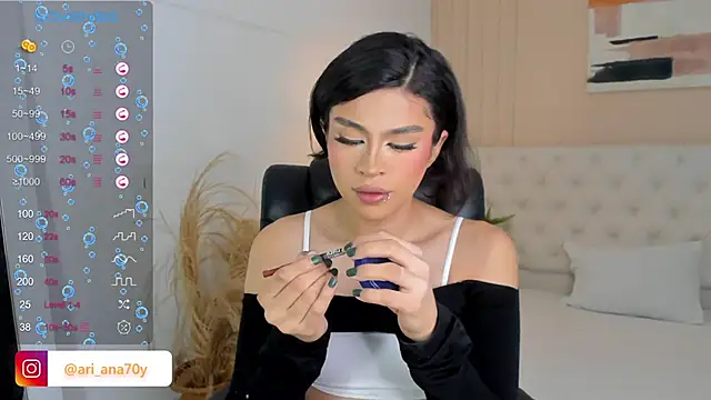 LOISE-XX online show from March 27, 2026, 6:11 am